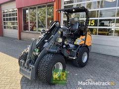 giant-g2700-hd-775439