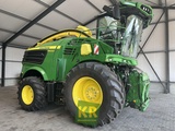 Thumbnail of John Deere 8400-697285