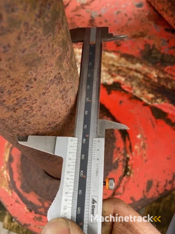 Kinshofer pin-to-pin coupler 80 mm