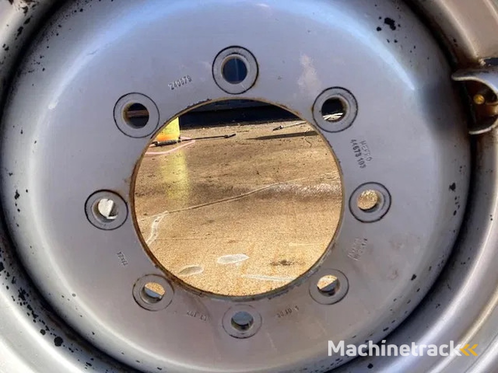 Manitou Velgen 13x24 MEFRO