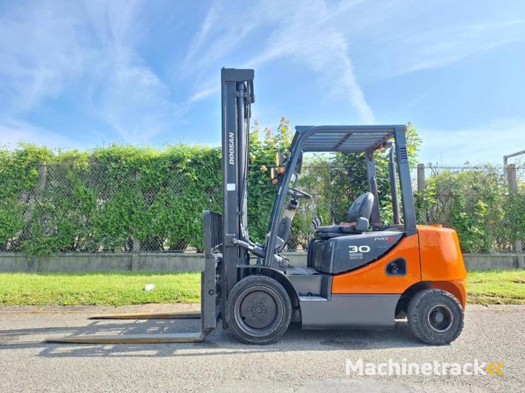 Doosan D30S 5