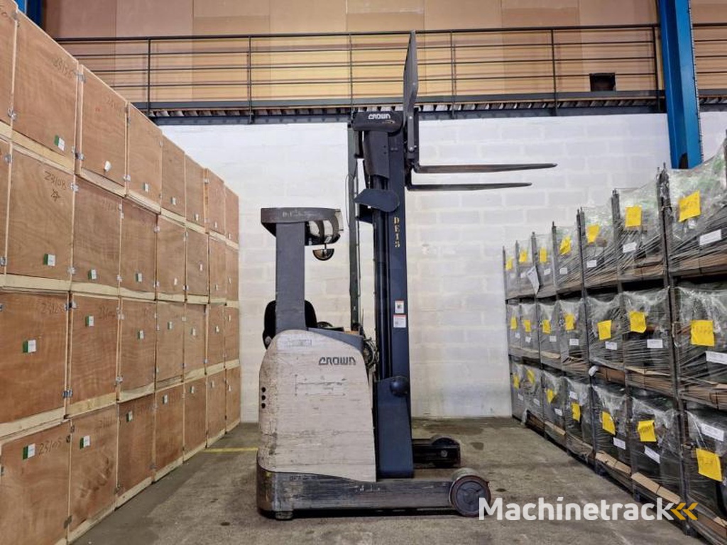 Crown ESR-5260-14-OPT-2