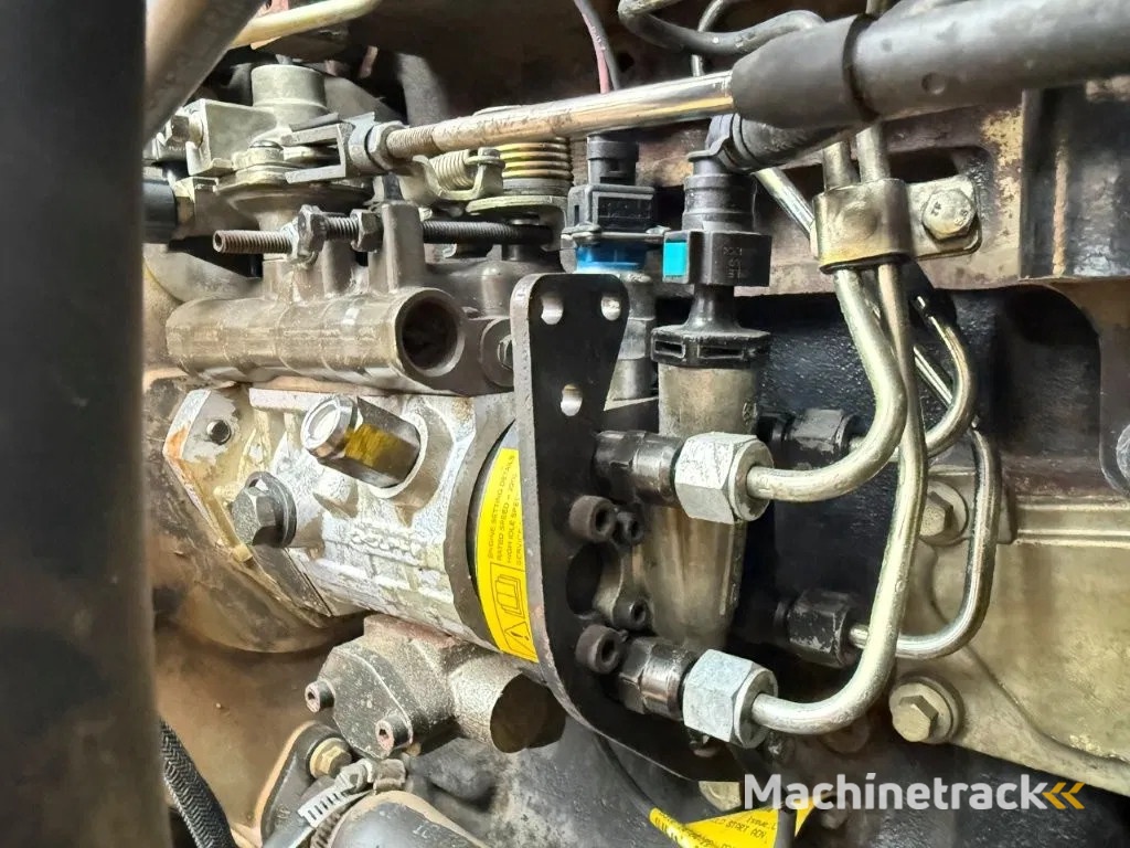 Caterpillar 432F2 manual engine! No add blue !