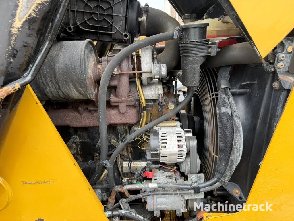 Caterpillar 432F2 manual engine! No add blue !