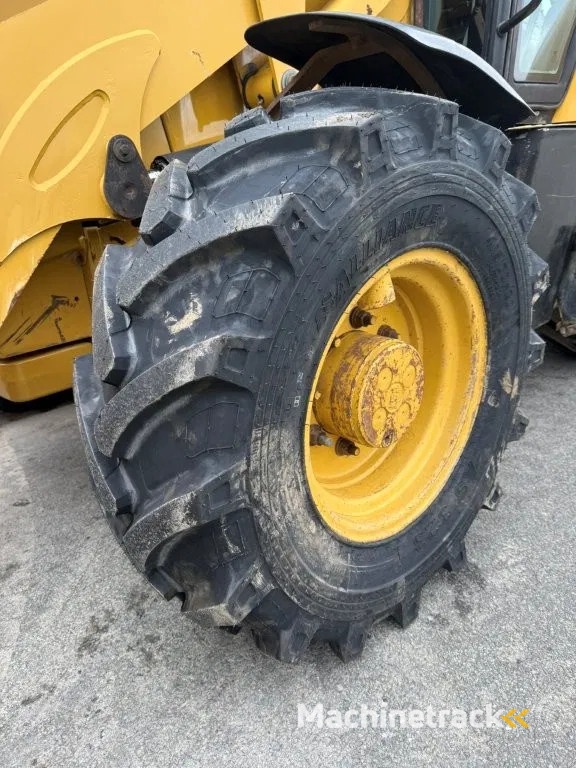 Caterpillar 432F2 manual engine! No add blue !