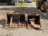 Miniaturansicht von JCB 4cx + 5 buckets & ripper