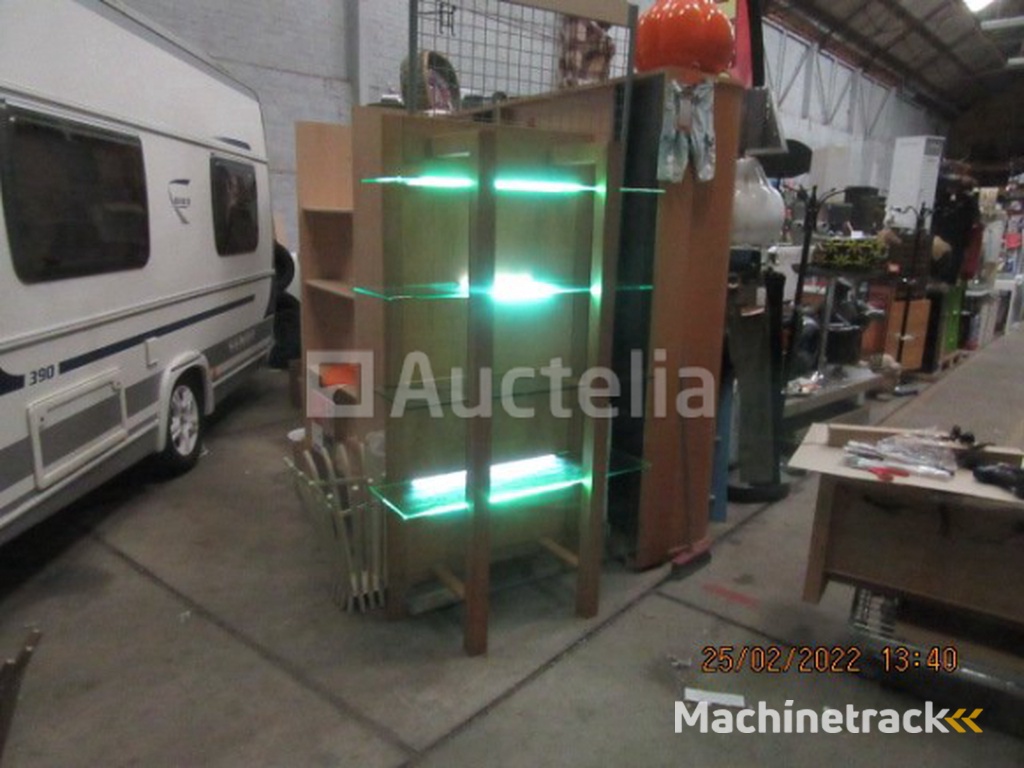 Miscellaneous /clearance/oak shelf and glass shelf