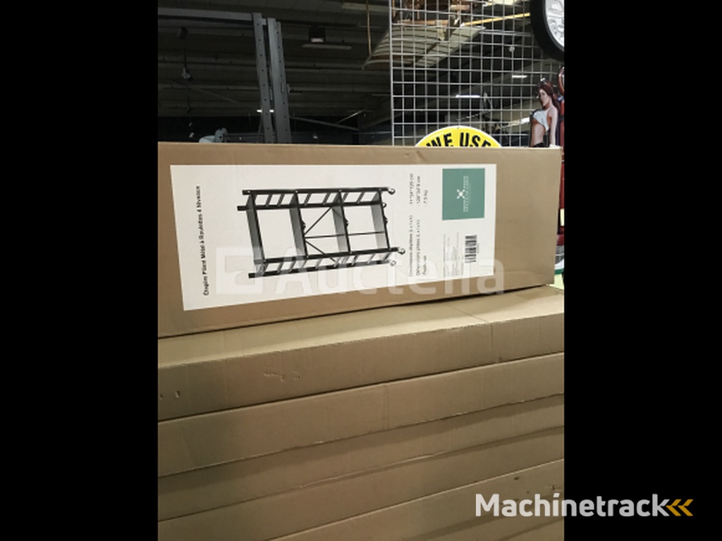 Set of 3 folding shelves