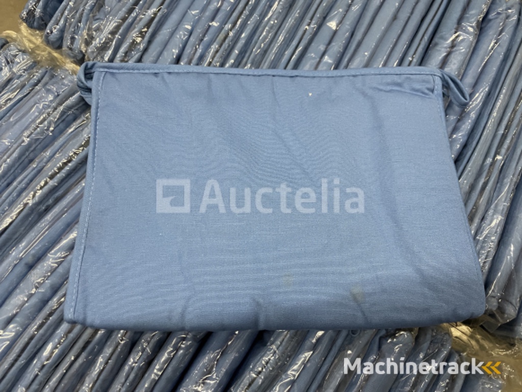 Set van 50 toilettassen