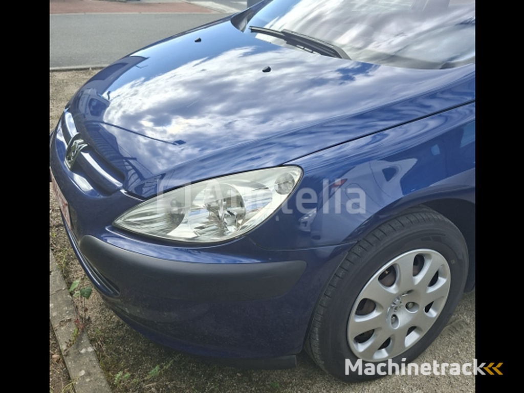 Car Peugeot 307 (2005-58.925 km-VIN:VF33EKFUC84066327)