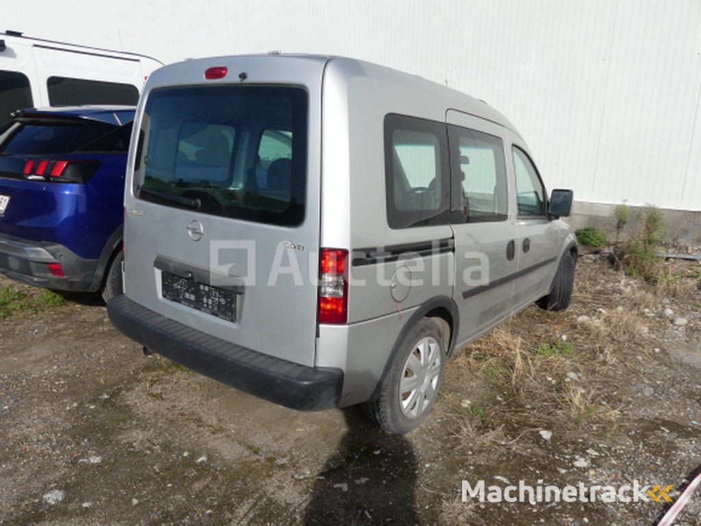 Opel Combo Car