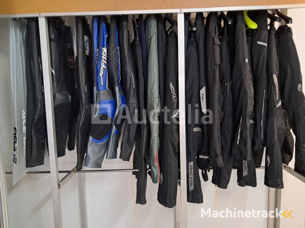 New Motorcycle Clothing, Gloves, Boots (173 pieces)