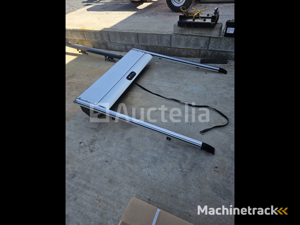 Protective flap for Ford Ranger