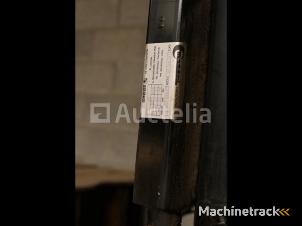 Compressors and air dryers