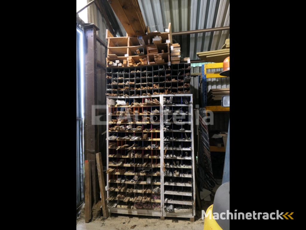 Wood, aluminum, plastic mouldings and profiles