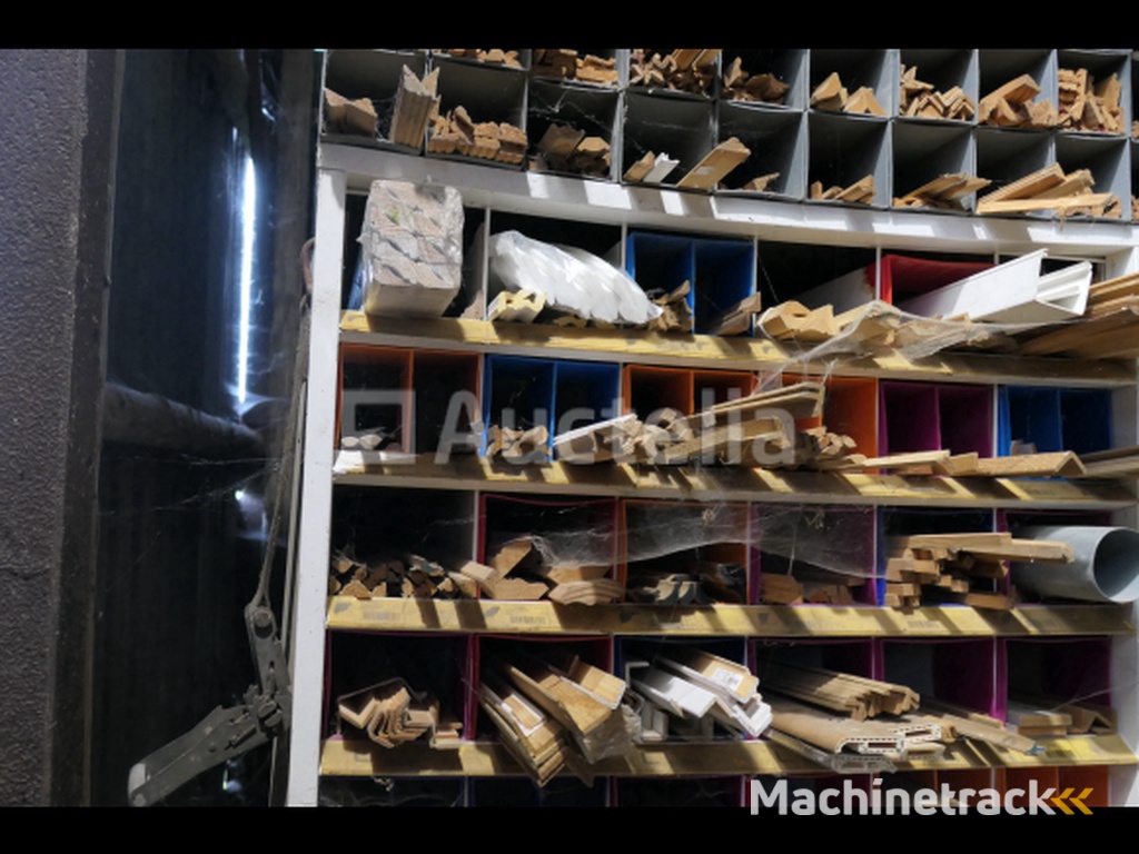 Wood, aluminum, plastic mouldings and profiles