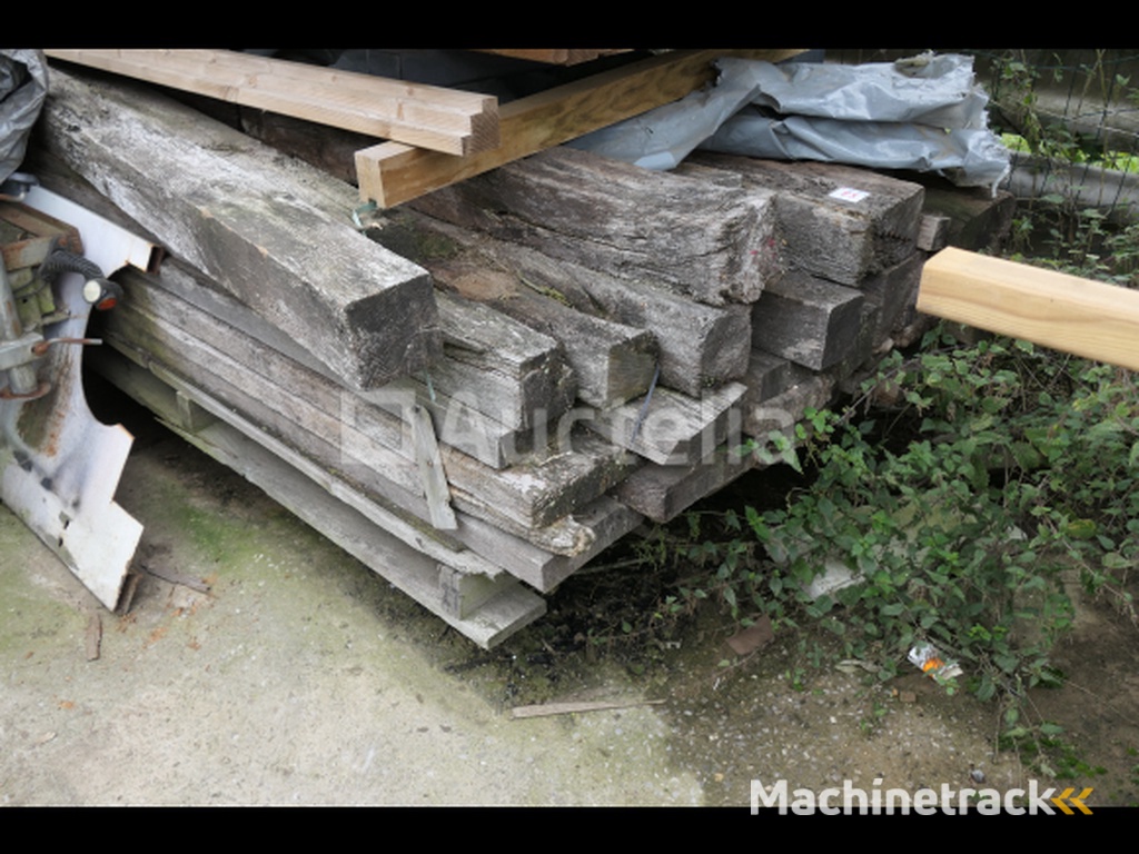 Rafters and various beams in oak or other