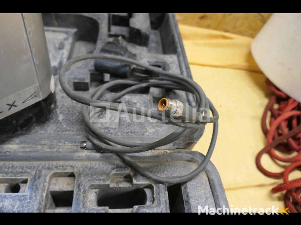 Futech Tornado 2000 Rotary Laser