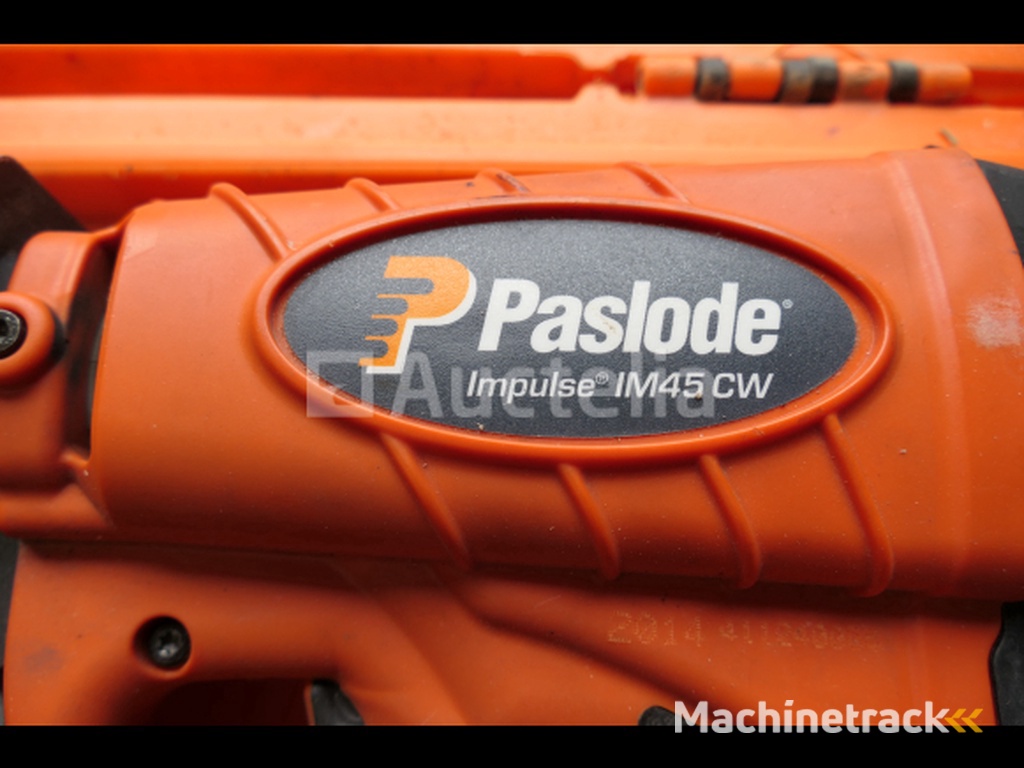 Gasspijkermachine + Nagelbalans Paslode Impulse IM45 CW