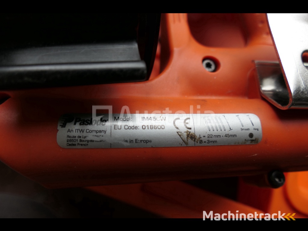 Gasspijkermachine + Nagelbalans Paslode Impulse IM45 CW