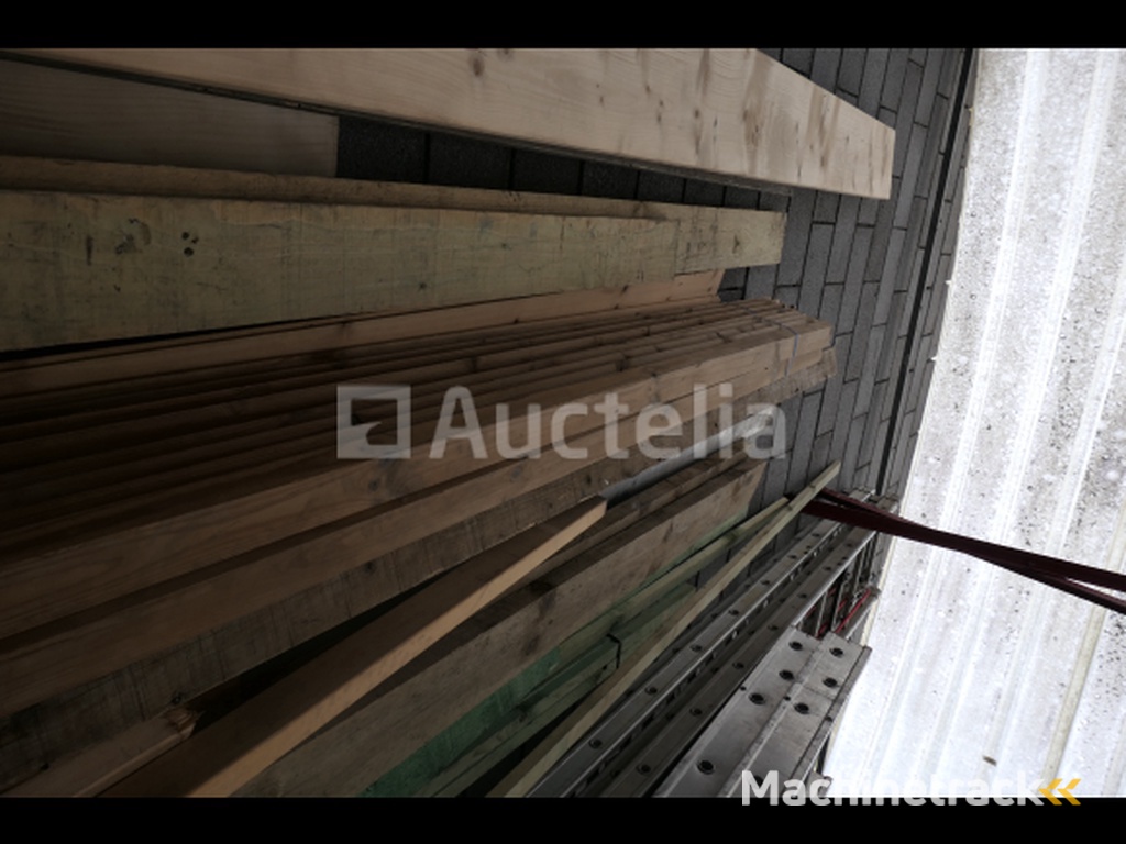 Evenwicht van diverse hout- en gevelplaten