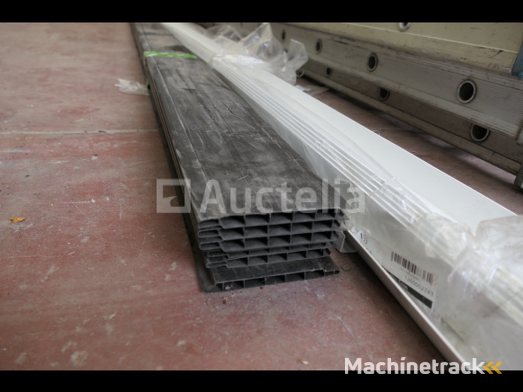 Evenwicht van diverse hout- en gevelplaten