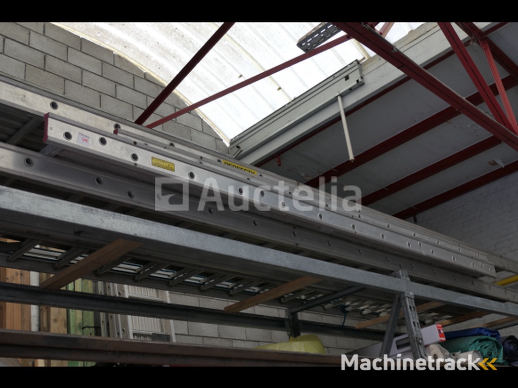 Perfecty aluminium walkway