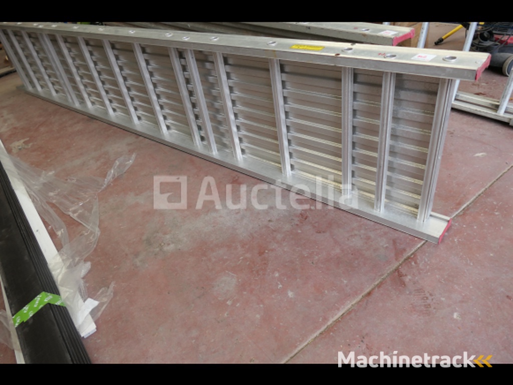 Perfecty aluminium walkway