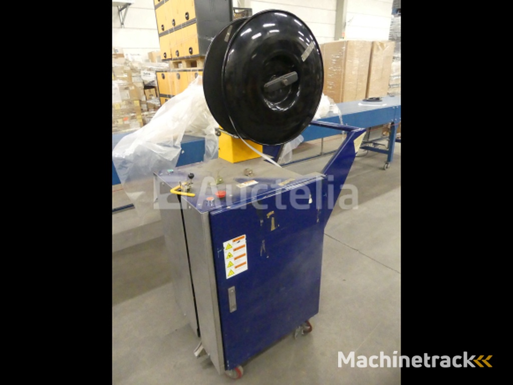 DSI 1300A strapping machine