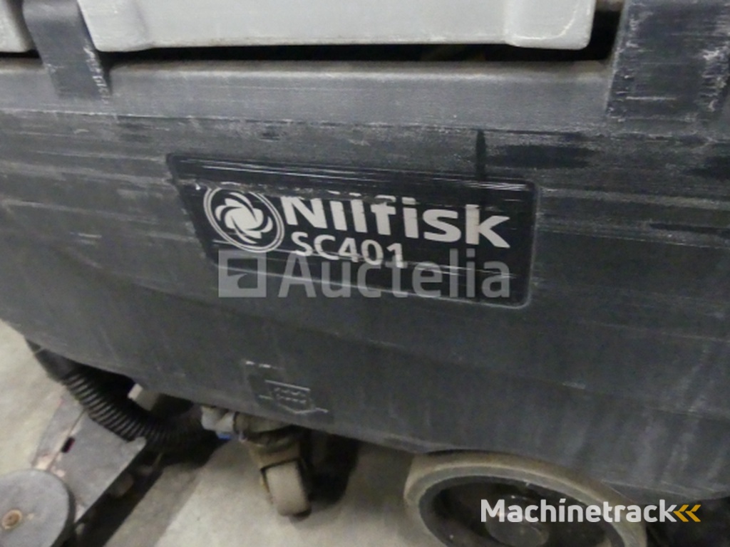 3 Nilfisk SC401 Cleaning Machines