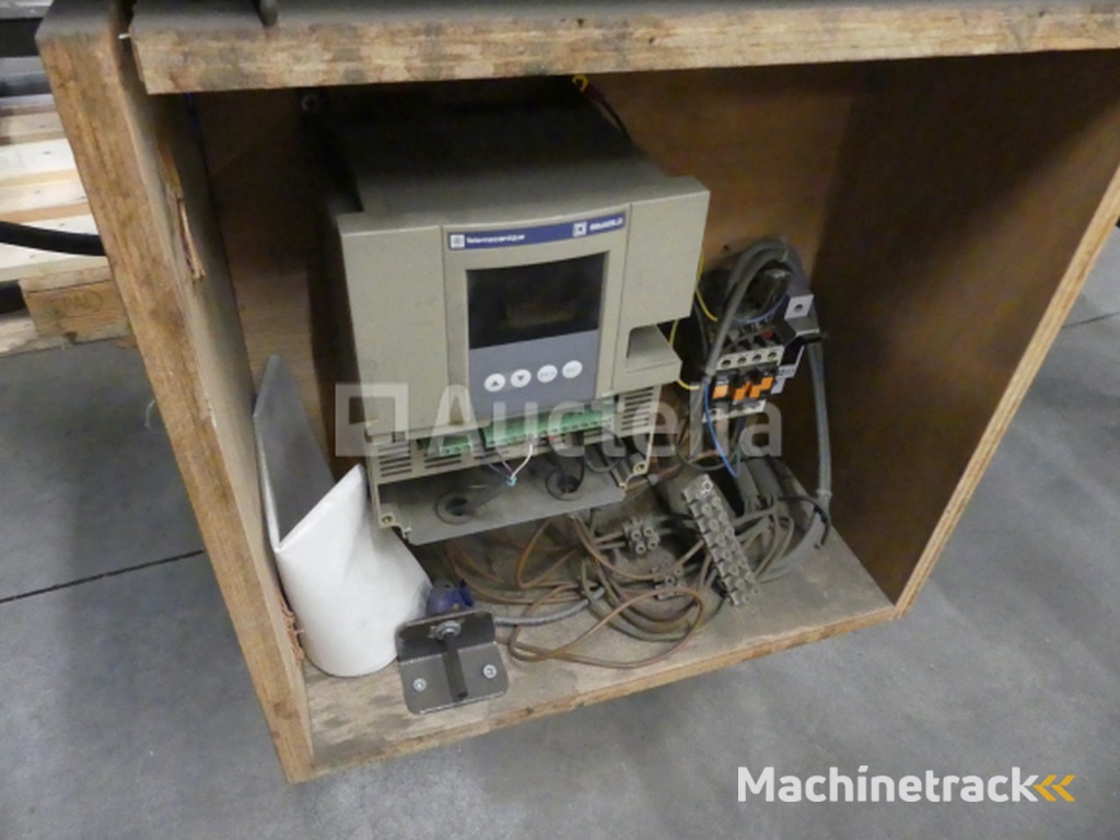 Electric conveyor belt