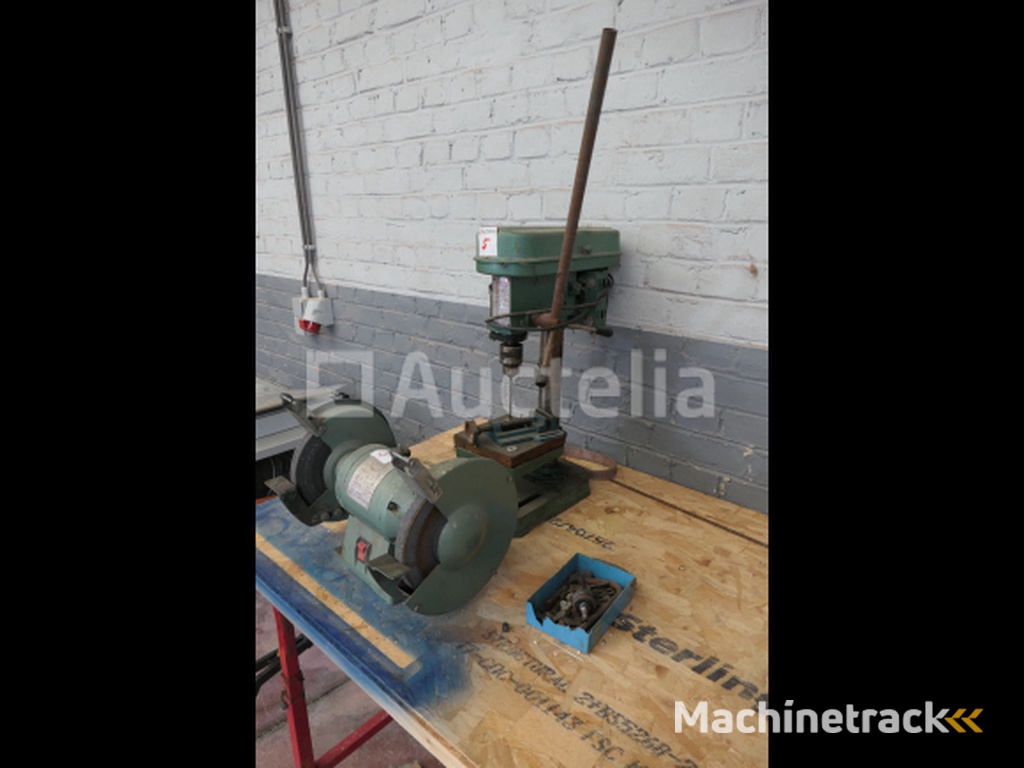 Kleine kolomboormachine, Perel slijpbank