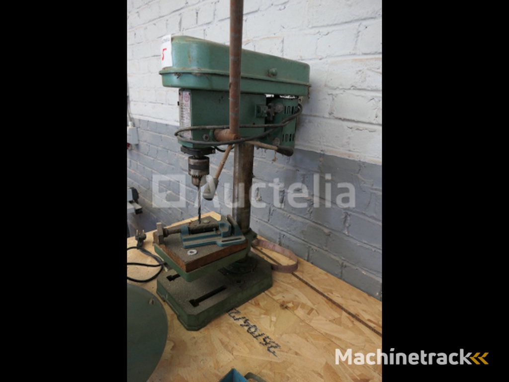 Kleine kolomboormachine, Perel slijpbank