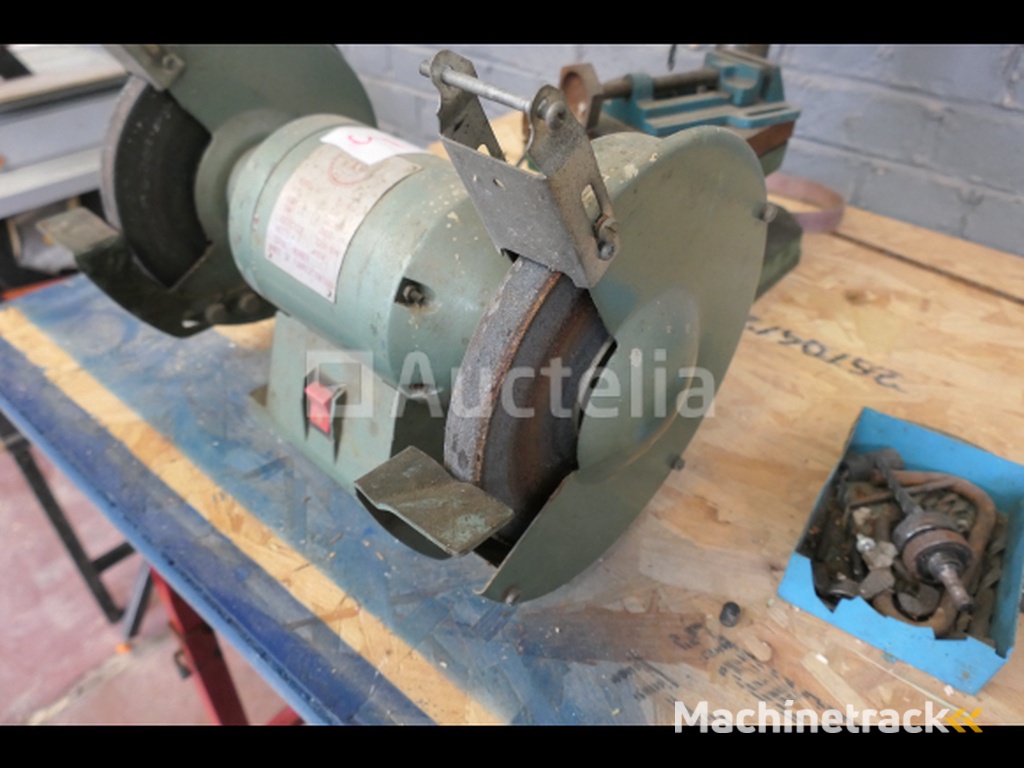 Kleine kolomboormachine, Perel slijpbank