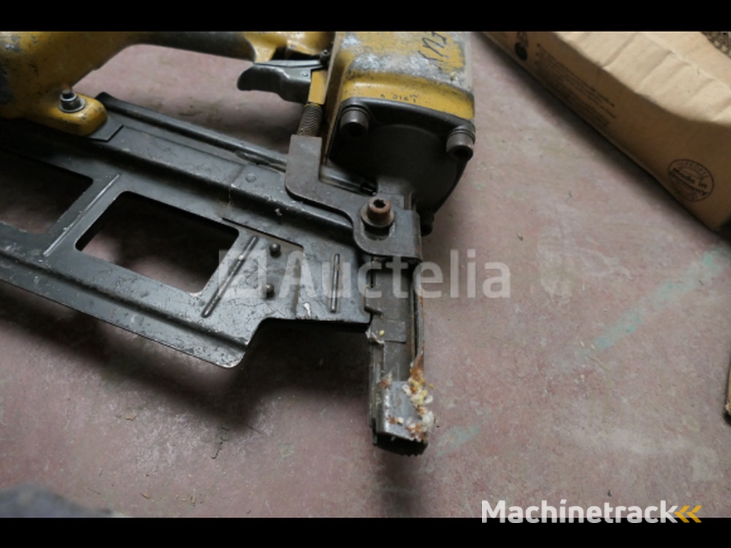 Bostitch Nailer