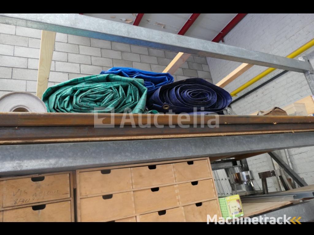 Diverse verbruiksartikelen en gereedschappen