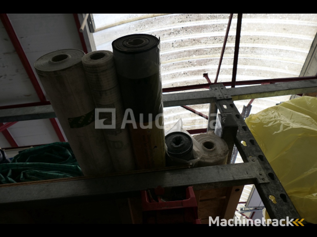 Diverse verbruiksartikelen en gereedschappen