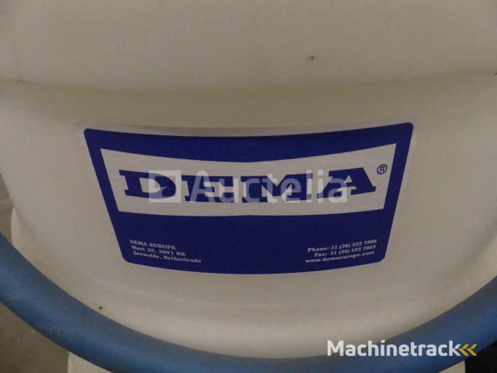 Dema Foam Cannon, I-Vac Vacuum Cleaner