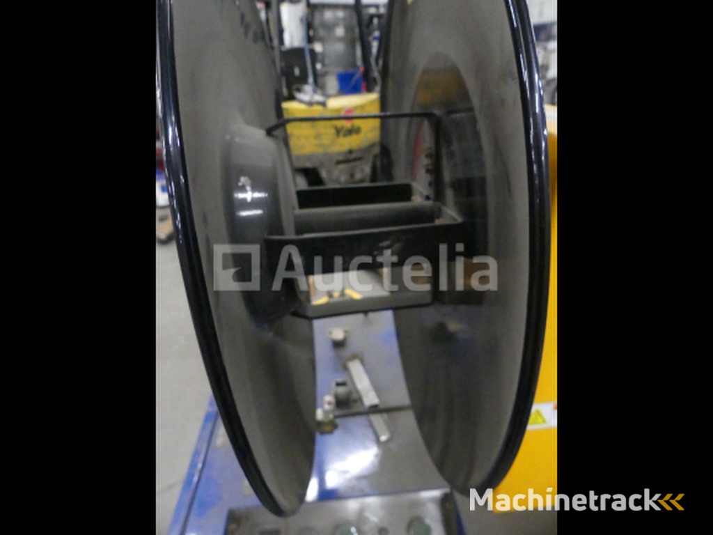 DSI 1300A strapping machine