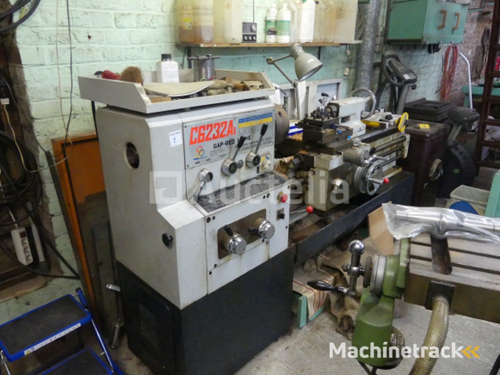 Metalen draaibank Gap-Bed Draaibank C6232A