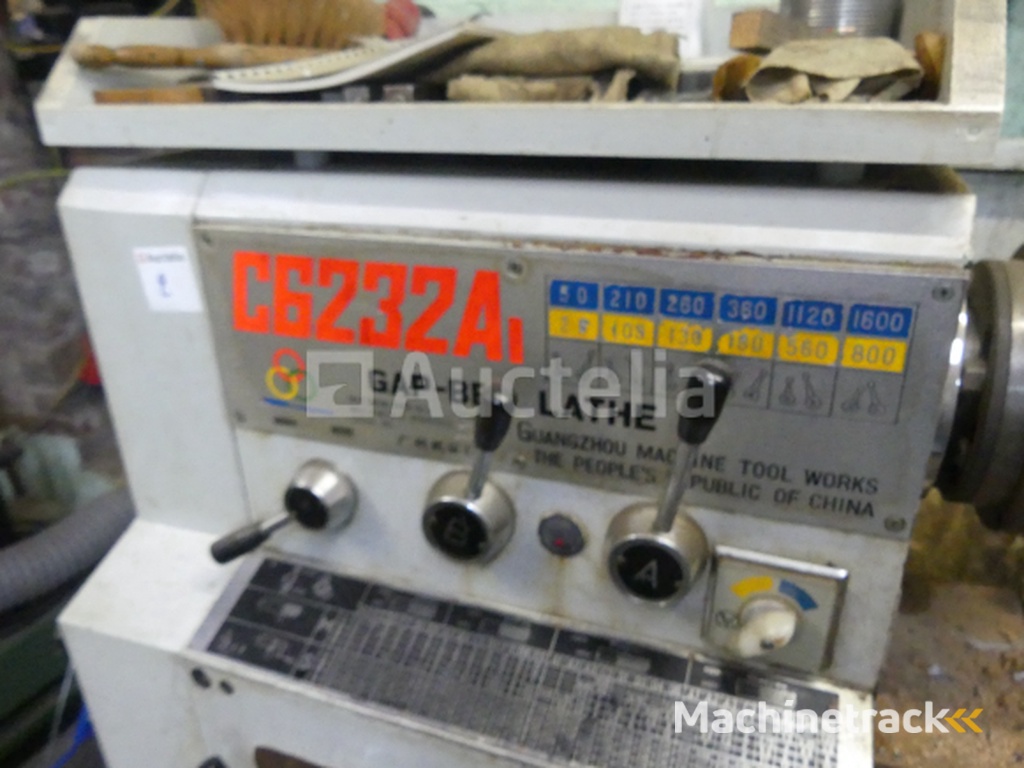 Metalen draaibank Gap-Bed Draaibank C6232A