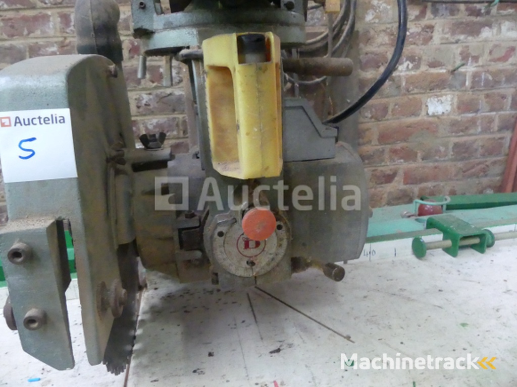 DeWalt 1600 radiaalzaag