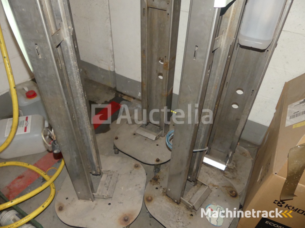 4 Stainless steel columns hydroalcoholic gel dispenser