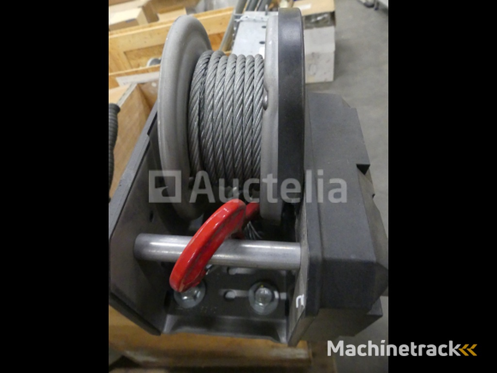 Alko 901 plus manual winch