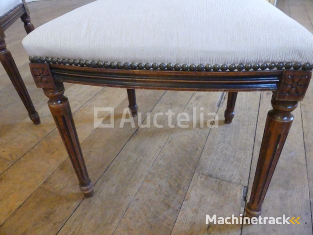 8 Beukenhouten stoelen in Louis-stijl 16