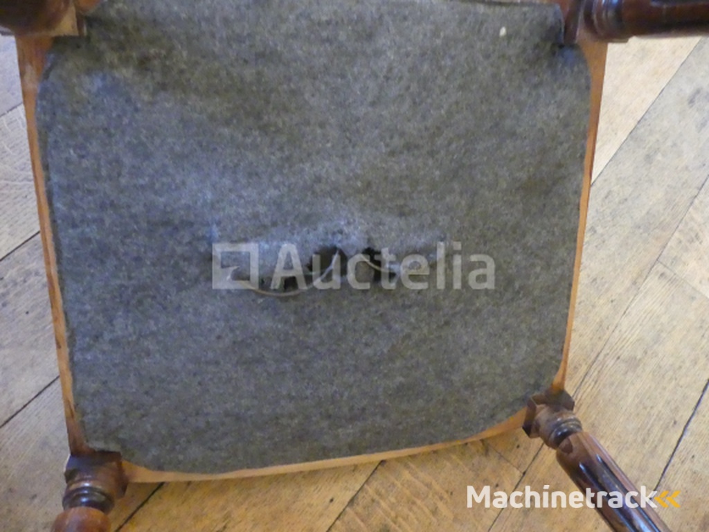 8 Beukenhouten stoelen in Louis-stijl 16