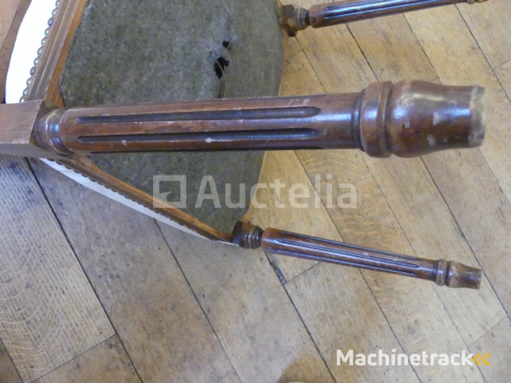 8 Beukenhouten stoelen in Louis-stijl 16