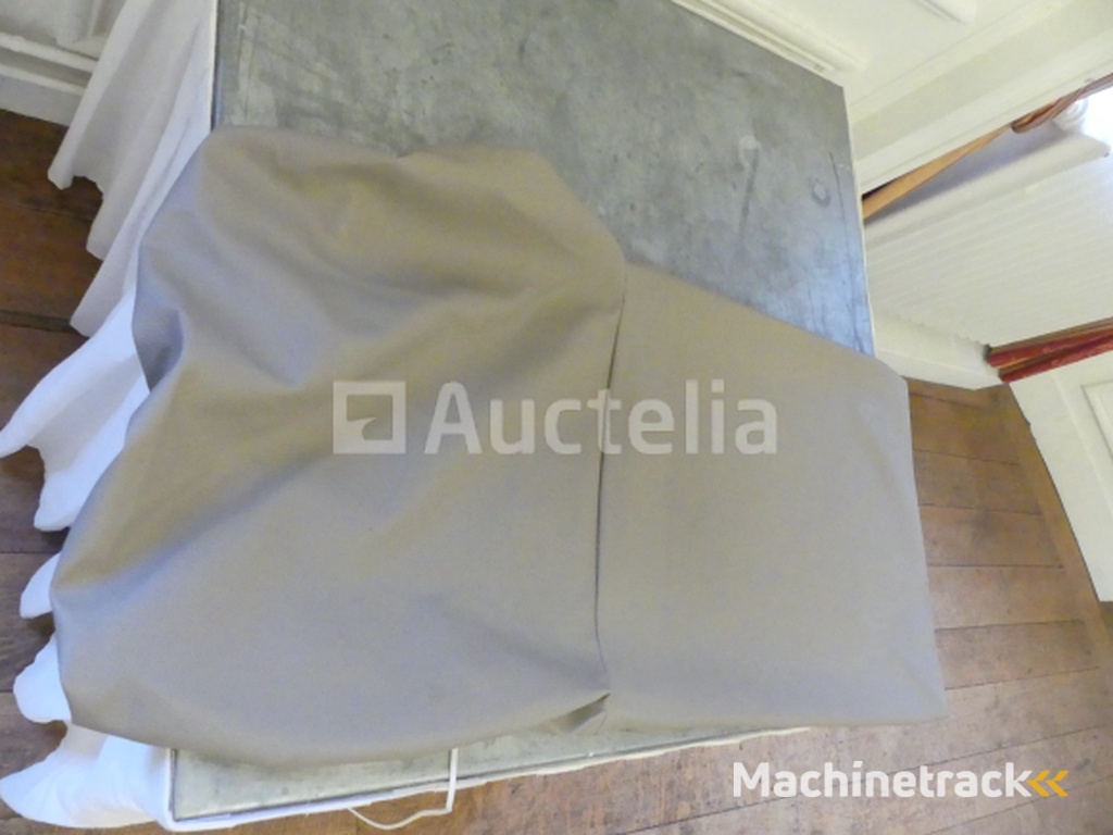 8 Beukenhouten stoelen in Louis-stijl 16