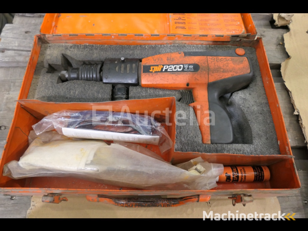 REF:980501020 - Spit P200 Ball Nailer