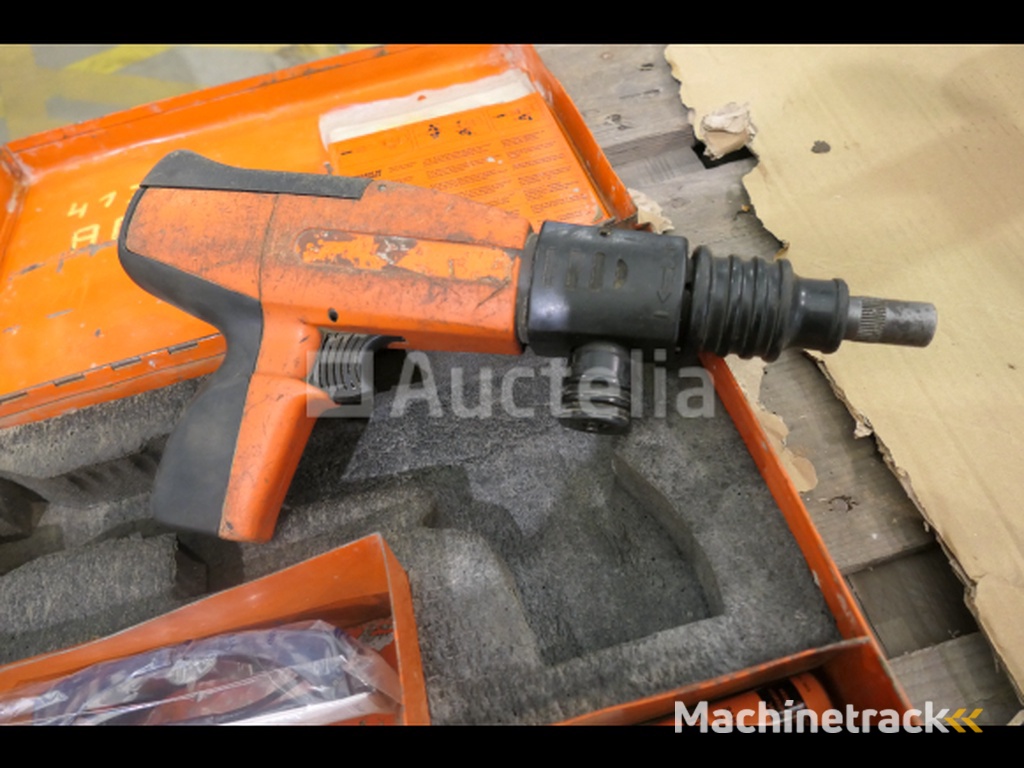 REF:980501020 - Spit P200 Ball Nailer